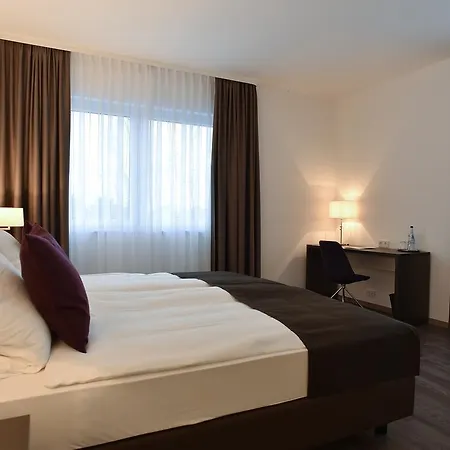 Lichtenau Oda ve Kahvaltı Nußloch